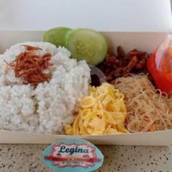 Nasi Uduk  Telur Suir