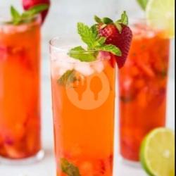 Ice Red Strawberry Mocktail