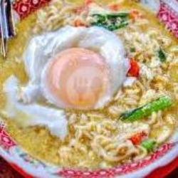 Mie Kuah Telor