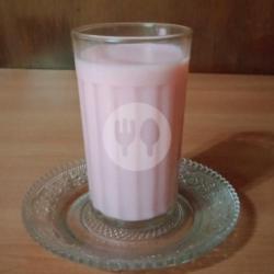 Susu Segar Strawberry