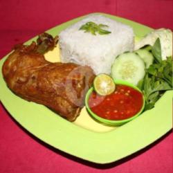 Lalapan Ayam