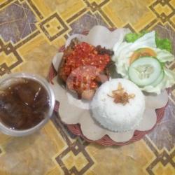 Paket Ayam Penyet Dada Sambel Bawang