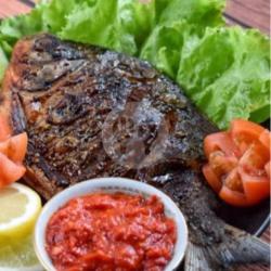 Ikan Bawal Goreng