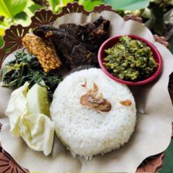 Nasi Lalapan Paru