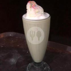 Milkshake Leci