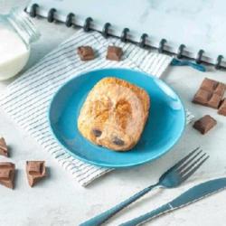 Choco Croissant