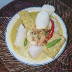 Lontong Sayur Pedas