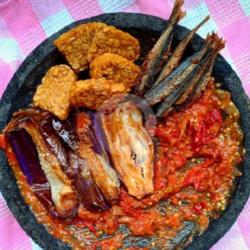 Nasi Penyet Terong Tempe Ikan Asin