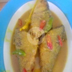 Ikan Bandeng Bumbu Acar Kuning ( Pesmol )