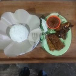 Nasi Ayam Tempe Bakar