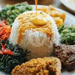 Nasi Padang Telor Bulat Sayur