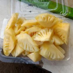 Rujak Nanas Manis Asam