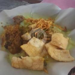 Lontong Ayam Goreng