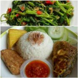 Nasi Tumis Kangkung