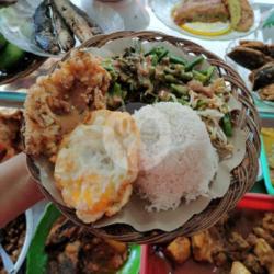 Paket Nasi Pecel Sayuran   Telor Mata Sapi