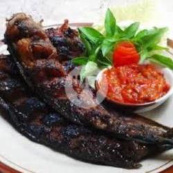 Pecel Lele Bakar Nasi
