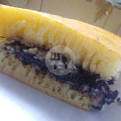 Martabak Cokelat Campur Keju