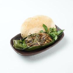 Nasi Bakar Teri Sambel Ijo