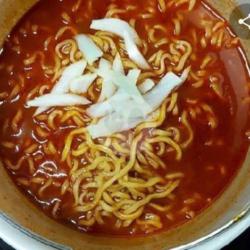 Mie Ramen Kuah Pedes