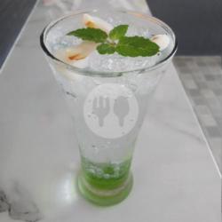 Lychee Mojitos