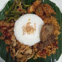 Nasi Rames Istimewa ( Empal Daging/sate Ati Ampela/sate Daging Sapi)