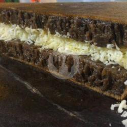 Chocolate Cake Kacang Coklat Meses (loyang Sedang)