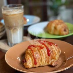 Beef Bacon Cheese Croissant