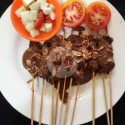 Sate Sapi Bumbu Kacang