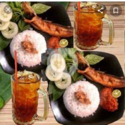 Pecel Lele Nasi Free Es Teh