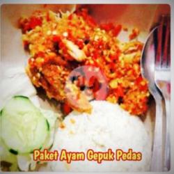 Paket Ayam Gepuk Pedas