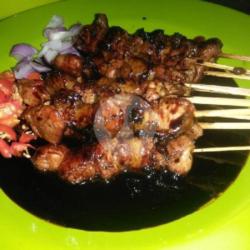 Sate Ayam Sama Lontong Bumbu Kecap