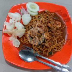 Mie Aceh Udang.                           ( Basah )