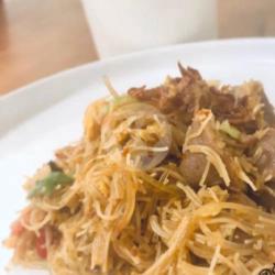 Bihun Goreng Pentol Sapi