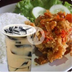 Ayam Geprek Sambel Bangjo Es Mocca Cincau