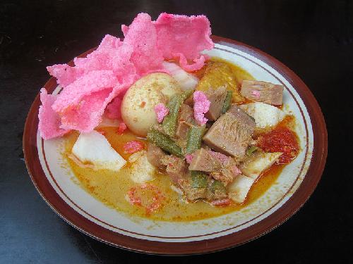 Lontong Sayur Padang & Nasi Kuning Macan, Mangkujayan