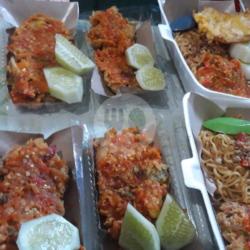 Hot Sexy Crispy Ayam Geprek Tanpa Nasi