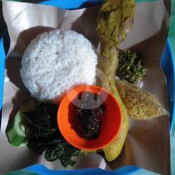 Paket Lengkap Nasi Kepala Bebek Goreng)