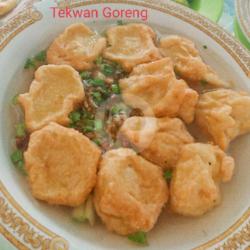 Tekwan Goreng