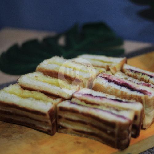 Roti Bakar Daeng 1, Sudiang - GoFood