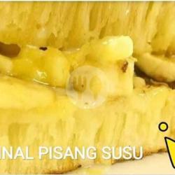 Martabak Manis Pisang Susu