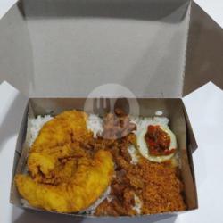 Nasi Kulit   Chicken Fillet