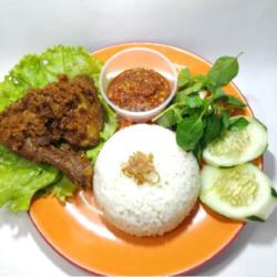 Nasi Ayam Goreng Kelapa