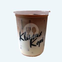 Kopi Salted Caramel Latte