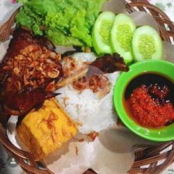 Ayam Penyet   Nasi Sambal Merah