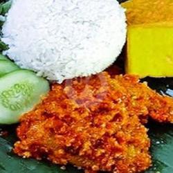 Paket Ayam Geprek Istimewa   Indomie Goreng