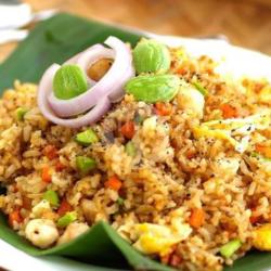 Nasi Goreng Telur Teri Gratis Es Durian