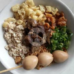 Bubur Ayam Telur Puyuh