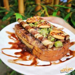 Roti Bakar Kitkat Greentea