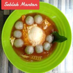 Seblak Campur Cilok Mantan (pake Telor)