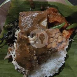 Nasi Gudeg Suwir Tahu